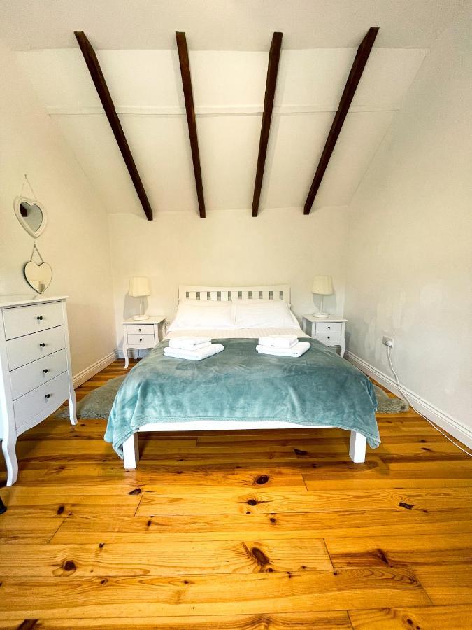 ריי Holmdale Holiday Cottages מראה חיצוני תמונה