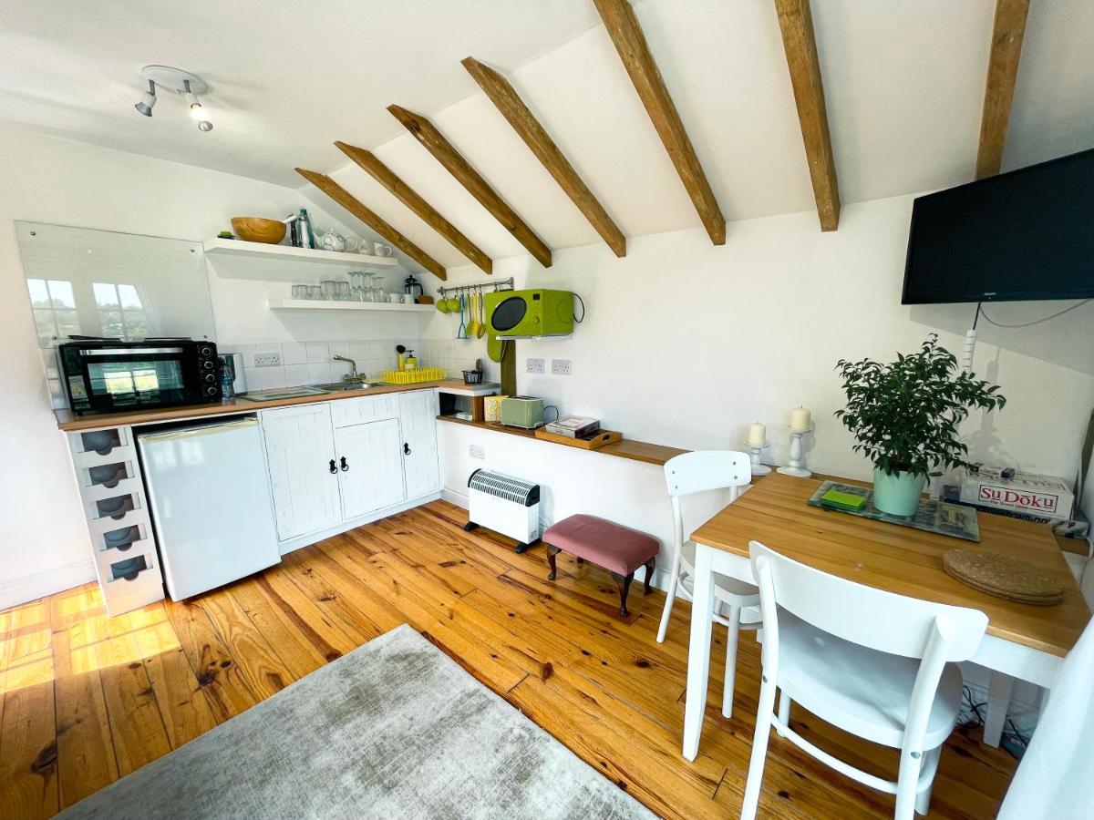ריי Holmdale Holiday Cottages מראה חיצוני תמונה